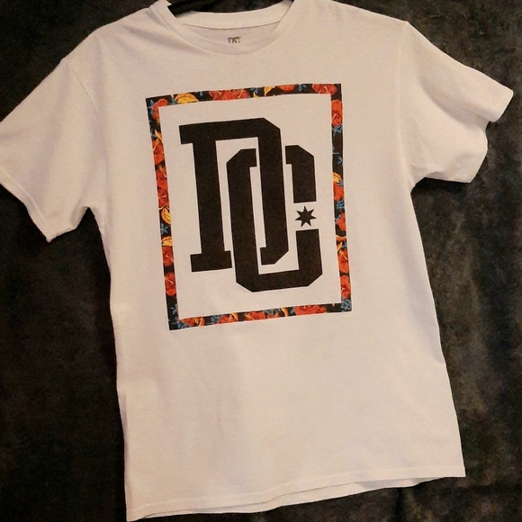 DC Other - Men DC  T-Shirt White Size Med
